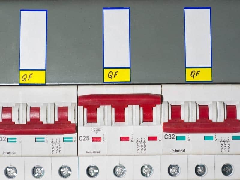 Circuit breaker 9 circuits
